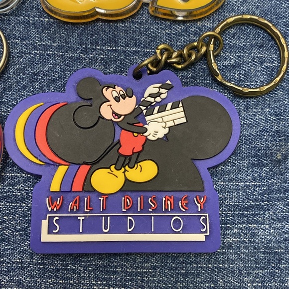 Disney Key Chain Bundle - Picture 2 of 11